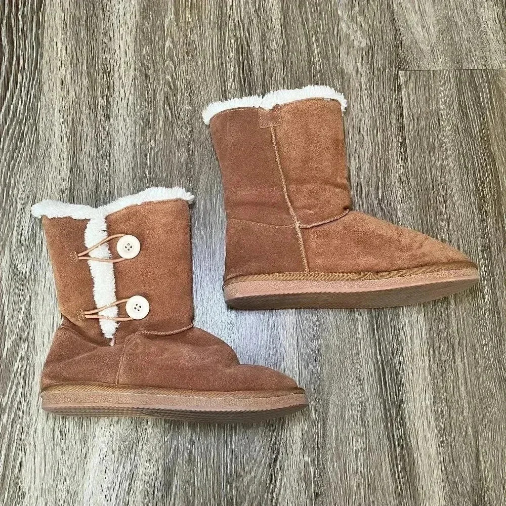 Womens Alpine Design Mia Button Faux Fur Lined Boots - 8